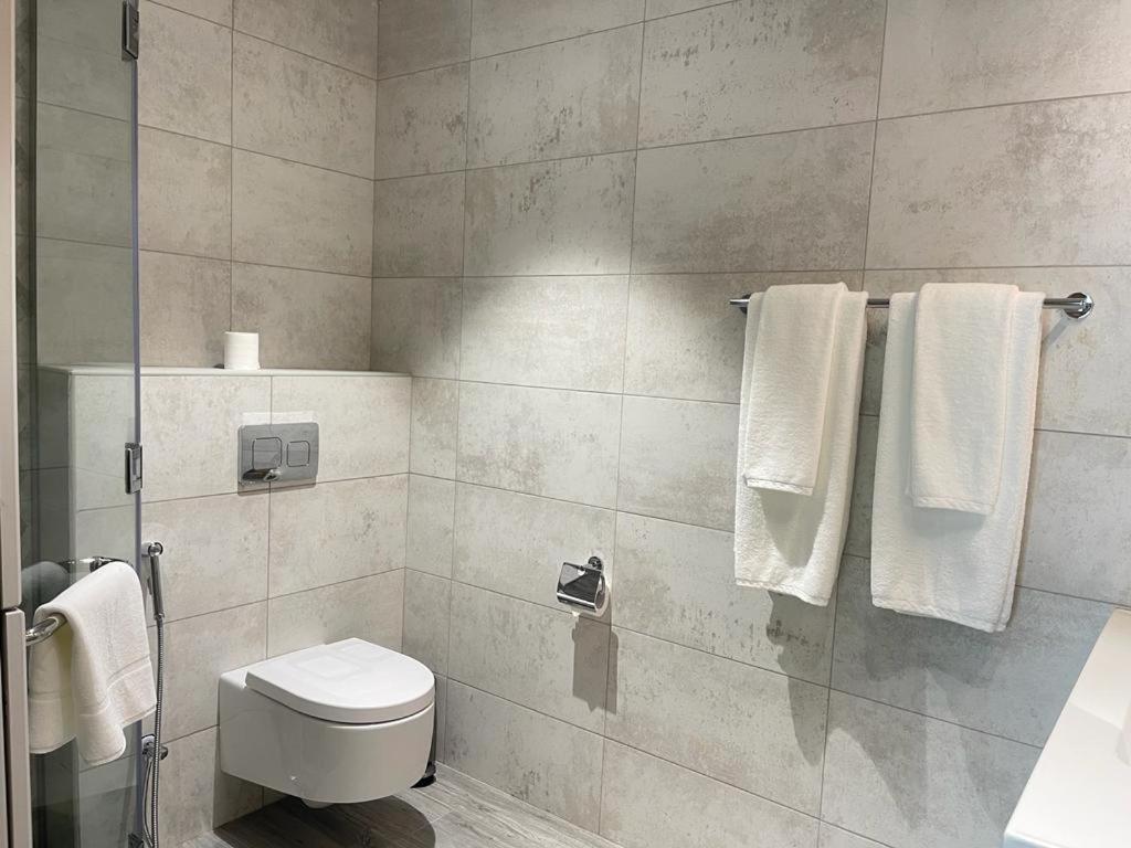Almanzil Residence & Suites Doha Extérieur photo